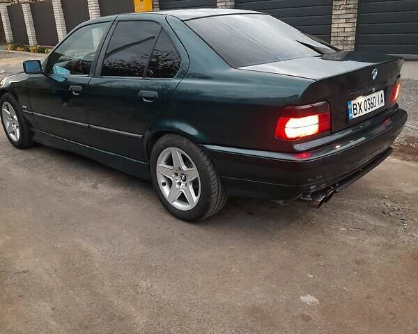 Зеленый БМВ 3 Серия, объемом двигателя 2 л и пробегом 340 тыс. км за 3800 $, фото 3 на Automoto.ua