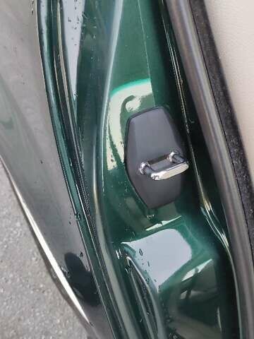 Зеленый БМВ 3 Серия, объемом двигателя 2 л и пробегом 380 тыс. км за 5500 $, фото 6 на Automoto.ua