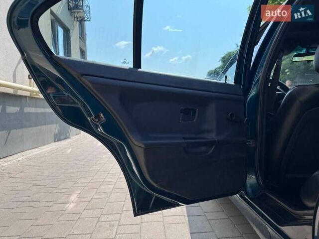 Зеленый БМВ 3 Серия, объемом двигателя 1.8 л и пробегом 471 тыс. км за 3800 $, фото 20 на Automoto.ua