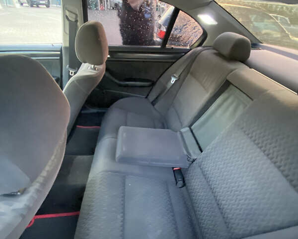 Зелений БМВ 3 Серія, об'ємом двигуна 1.9 л та пробігом 325 тис. км за 3500 $, фото 6 на Automoto.ua