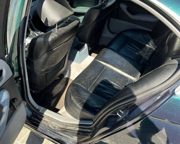 Зелений БМВ 3 Серія, об'ємом двигуна 2 л та пробігом 290 тис. км за 4000 $, фото 4 на Automoto.ua