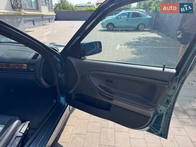 Зеленый БМВ 3 Серия, объемом двигателя 1.8 л и пробегом 471 тыс. км за 3800 $, фото 19 на Automoto.ua