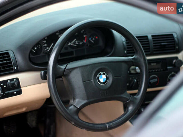 Зеленый БМВ 3 Серия, объемом двигателя 1.9 л и пробегом 401 тыс. км за 3800 $, фото 22 на Automoto.ua