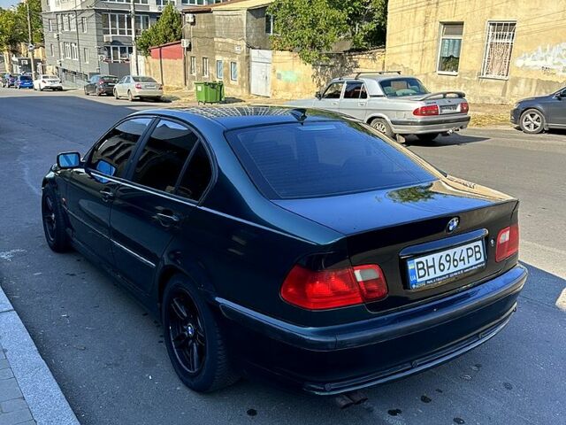 Зеленый БМВ 3 Серия, объемом двигателя 2.5 л и пробегом 335 тыс. км за 3600 $, фото 2 на Automoto.ua