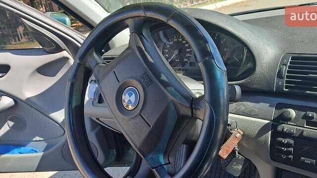 Зелений БМВ 3 Серія, об'ємом двигуна 2 л та пробігом 247 тис. км за 4200 $, фото 5 на Automoto.ua