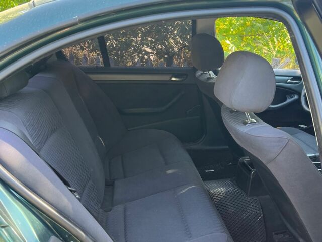 Зеленый БМВ 3 Серия, объемом двигателя 2 л и пробегом 200 тыс. км за 1800 $, фото 4 на Automoto.ua