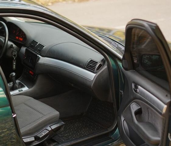 Зелений БМВ 3 Серія, об'ємом двигуна 1.9 л та пробігом 233 тис. км за 4950 $, фото 6 на Automoto.ua