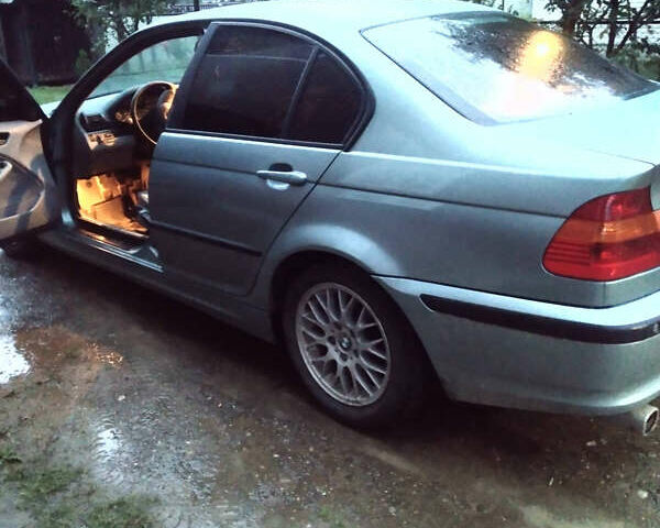 Зеленый БМВ 3 Серия, объемом двигателя 2 л и пробегом 300 тыс. км за 4000 $, фото 3 на Automoto.ua