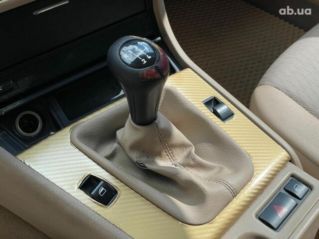 Зелений БМВ 3 Серія, об'ємом двигуна 2 л та пробігом 186 тис. км за 4990 $, фото 17 на Automoto.ua