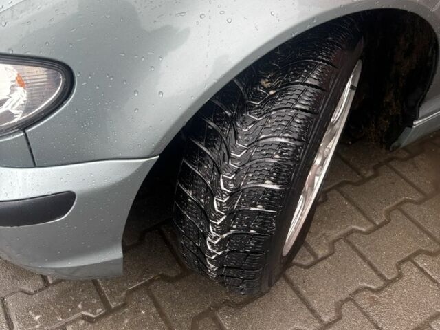 Зелений БМВ 3 Серія, об'ємом двигуна 2 л та пробігом 380 тис. км за 4071 $, фото 1 на Automoto.ua