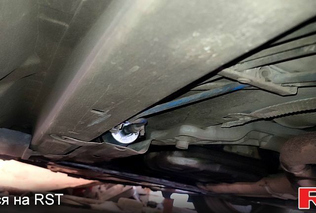 Зеленый БМВ 3 Серия, объемом двигателя 2.2 л и пробегом 240 тыс. км за 5400 $, фото 7 на Automoto.ua