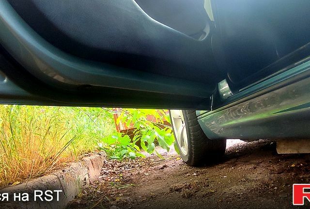 Зеленый БМВ 3 Серия, объемом двигателя 2.2 л и пробегом 206 тыс. км за 5500 $, фото 10 на Automoto.ua