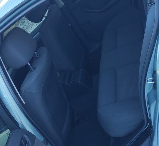 Зелений БМВ 3 Серія, об'ємом двигуна 1.8 л та пробігом 360 тис. км за 4900 $, фото 6 на Automoto.ua