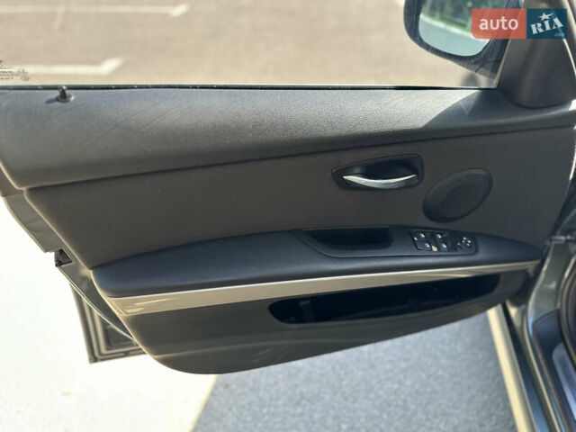 Зеленый БМВ 3 Серия, объемом двигателя 2 л и пробегом 299 тыс. км за 9200 $, фото 14 на Automoto.ua