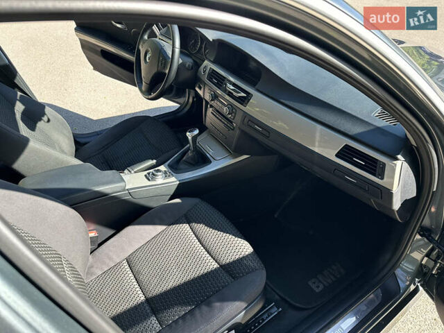 Зеленый БМВ 3 Серия, объемом двигателя 2 л и пробегом 299 тыс. км за 9200 $, фото 11 на Automoto.ua