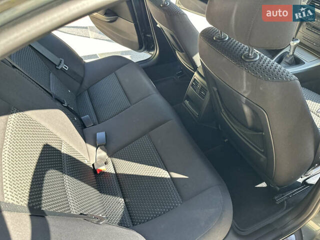 Зеленый БМВ 3 Серия, объемом двигателя 2 л и пробегом 299 тыс. км за 9200 $, фото 18 на Automoto.ua