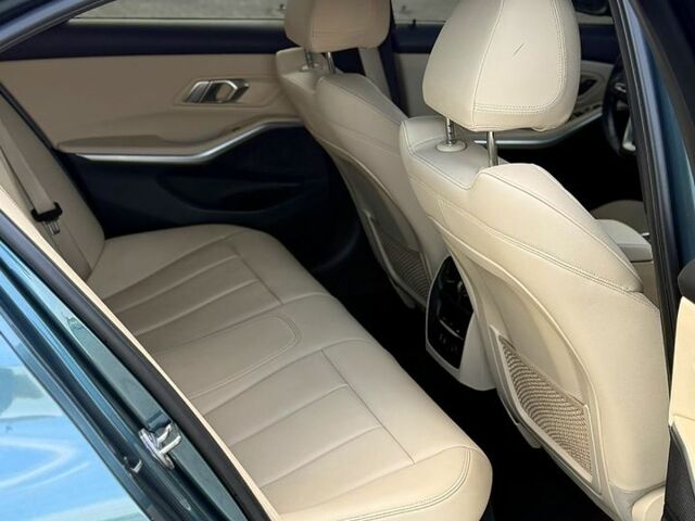 Зелений БМВ 3 Серія, об'ємом двигуна 2 л та пробігом 181 тис. км за 24500 $, фото 4 на Automoto.ua