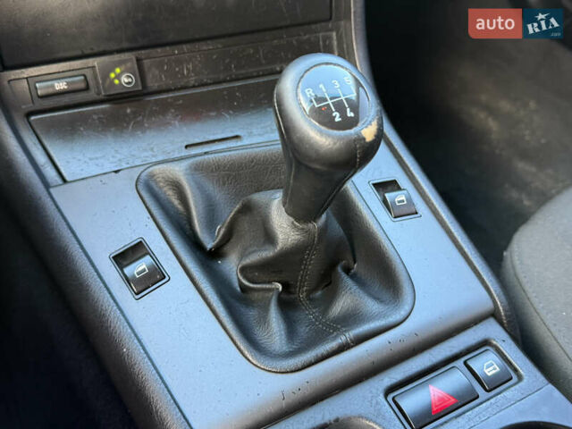 Зелений БМВ 3 Серія, об'ємом двигуна 1.8 л та пробігом 225 тис. км за 4999 $, фото 45 на Automoto.ua