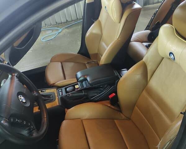 Зеленый БМВ 3 Серия, объемом двигателя 1.8 л и пробегом 208 тыс. км за 6200 $, фото 10 на Automoto.ua