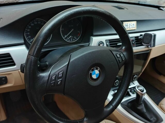 Зелений БМВ 3 Серія, об'ємом двигуна 2 л та пробігом 291 тис. км за 9000 $, фото 11 на Automoto.ua