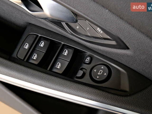 Оранжевый БМВ 3 Серия, объемом двигателя 2 л и пробегом 27 тыс. км за 27900 $, фото 40 на Automoto.ua