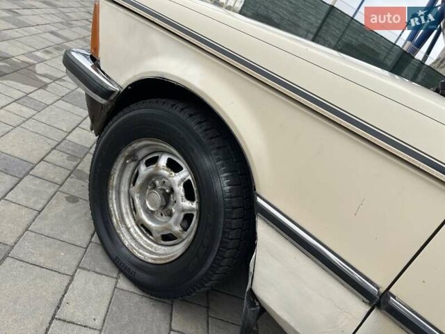 Бежевий БМВ 315, об'ємом двигуна 1.6 л та пробігом 290 тис. км за 1950 $, фото 17 на Automoto.ua