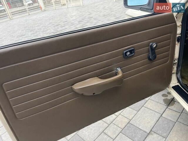 Бежевий БМВ 315, об'ємом двигуна 1.6 л та пробігом 290 тис. км за 1950 $, фото 23 на Automoto.ua