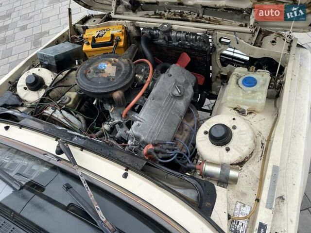 БМВ 315 1983 в Харькове на Automoto.ua Бежевый БМВ 315, объемом двигателя 1.6 л и пробегом 290 тыс. км за 2500 $, фото 31 на Automoto.ua