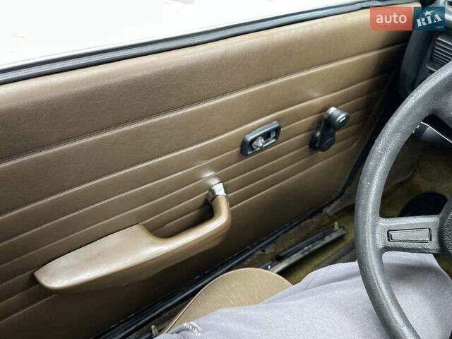 БМВ 315 1983 в Харькове на Automoto.ua Бежевый БМВ 315, объемом двигателя 1.6 л и пробегом 290 тыс. км за 2500 $, фото 34 на Automoto.ua