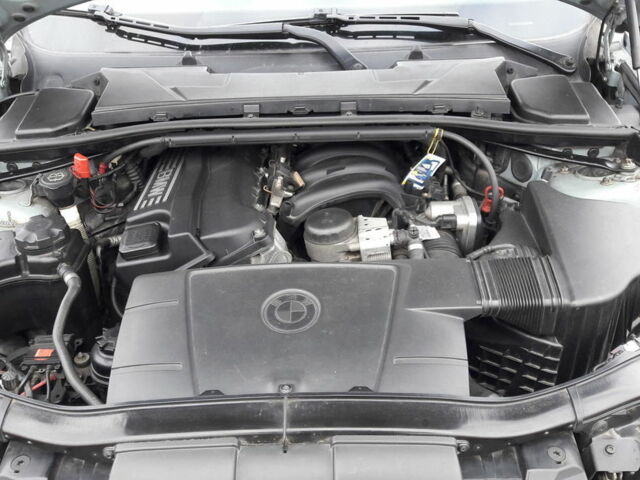Сірий БМВ 318, об'ємом двигуна 0 л та пробігом 183 тис. км за 7500 $, фото 7 на Automoto.ua