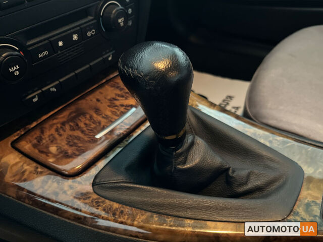 Сірий БМВ 318, об'ємом двигуна 2 л та пробігом 466 тис. км за 7500 $, фото 13 на Automoto.ua