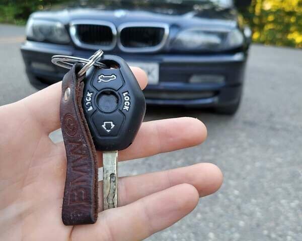 Синий БМВ 318, объемом двигателя 1.9 л и пробегом 270 тыс. км за 4500 $, фото 20 на Automoto.ua