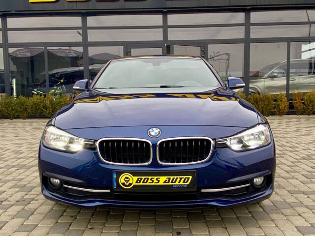 Синий БМВ 318, объемом двигателя 2 л и пробегом 203 тыс. км за 19000 $, фото 1 на Automoto.ua