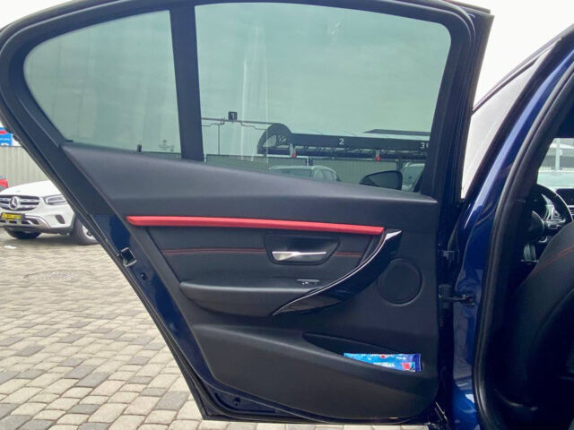 Синий БМВ 318, объемом двигателя 2 л и пробегом 203 тыс. км за 19000 $, фото 15 на Automoto.ua