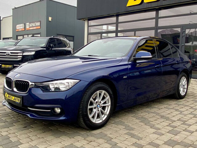 Синий БМВ 318, объемом двигателя 2 л и пробегом 203 тыс. км за 19000 $, фото 2 на Automoto.ua