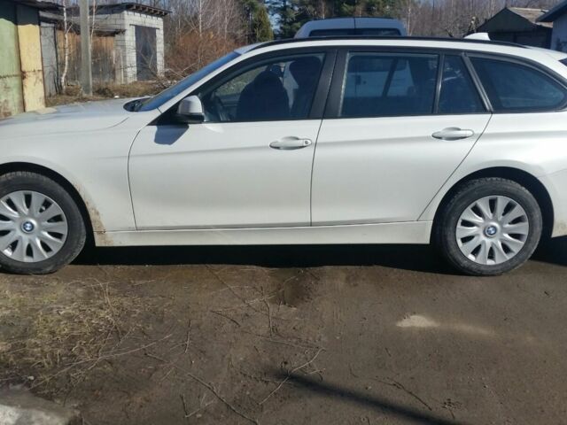 Белый БМВ 320, объемом двигателя 2 л и пробегом 295 тыс. км за 11900 $, фото 1 на Automoto.ua