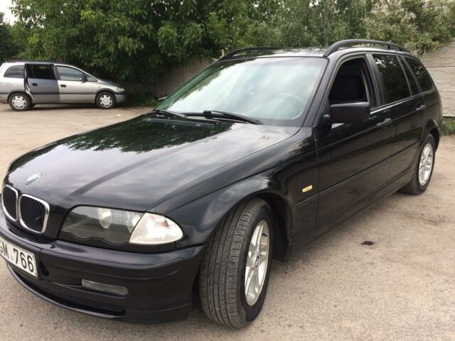 Черный БМВ 320, объемом двигателя 2 л и пробегом 315 тыс. км за 2250 $, фото 4 на Automoto.ua