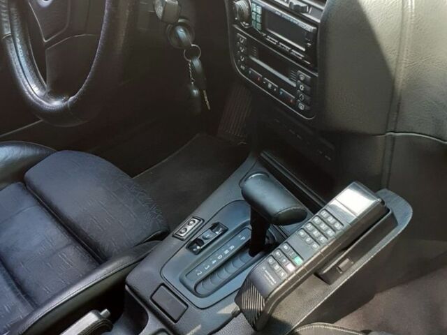 Фіолетовий БМВ 320, об'ємом двигуна 2 л та пробігом 310 тис. км за 5100 $, фото 2 на Automoto.ua