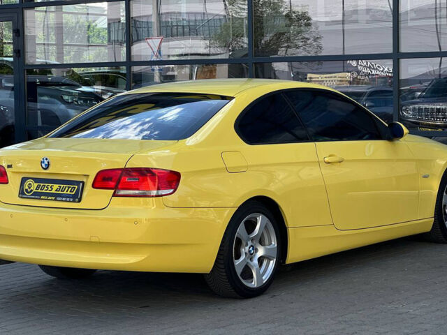 Жовтий БМВ 320, об'ємом двигуна 2 л та пробігом 81 тис. км за 11800 $, фото 5 на Automoto.ua