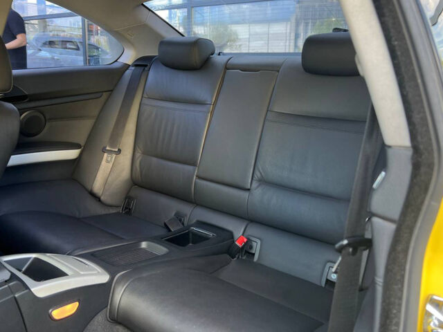 Жовтий БМВ 320, об'ємом двигуна 2 л та пробігом 81 тис. км за 11800 $, фото 17 на Automoto.ua