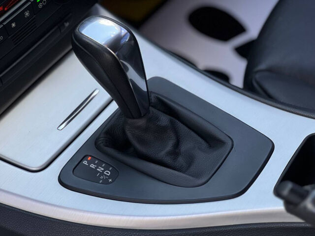 Жовтий БМВ 320, об'ємом двигуна 2 л та пробігом 81 тис. км за 11800 $, фото 16 на Automoto.ua