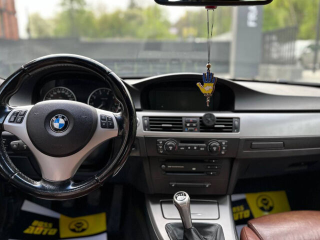 Серый БМВ 320, объемом двигателя 2 л и пробегом 235 тыс. км за 6900 $, фото 12 на Automoto.ua