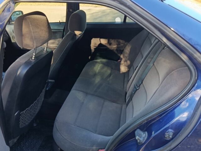 Синий БМВ 320, объемом двигателя 2 л и пробегом 300 тыс. км за 1850 $, фото 6 на Automoto.ua