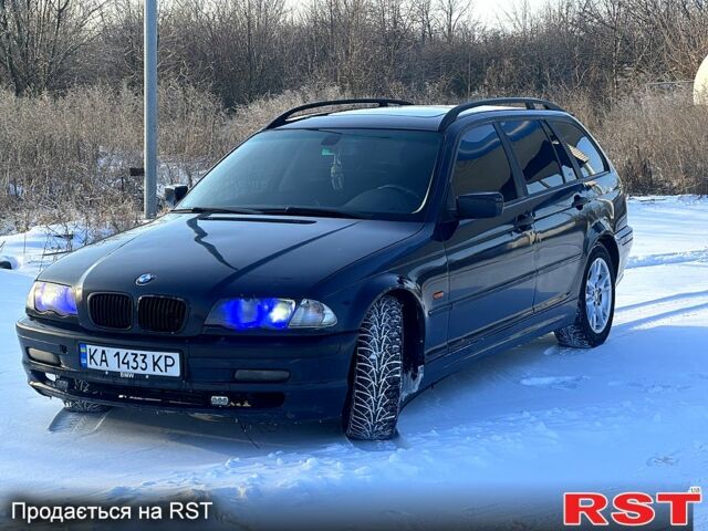 Синий БМВ 320, объемом двигателя 2 л и пробегом 380 тыс. км за 3550 $, фото 1 на Automoto.ua