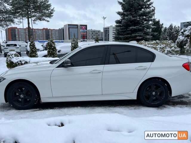 Белый БМВ 320и, объемом двигателя 2 л и пробегом 180 тыс. км за 13600 $, фото 3 на Automoto.ua