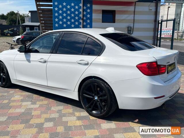 Белый БМВ 320и, объемом двигателя 2 л и пробегом 257 тыс. км за 11200 $, фото 4 на Automoto.ua