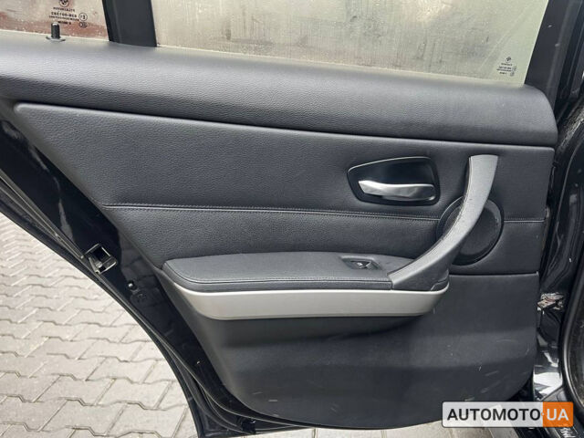 Черный БМВ 325, объемом двигателя 3 л и пробегом 327 тыс. км за 7800 $, фото 13 на Automoto.ua