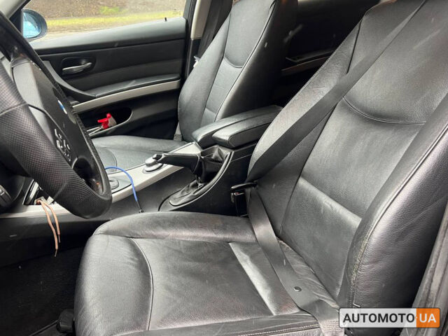 Черный БМВ 325, объемом двигателя 3 л и пробегом 327 тыс. км за 7800 $, фото 7 на Automoto.ua