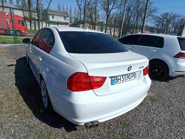 Белый БМВ 328, объемом двигателя 3 л и пробегом 282 тыс. км за 9300 $, фото 9 на Automoto.ua