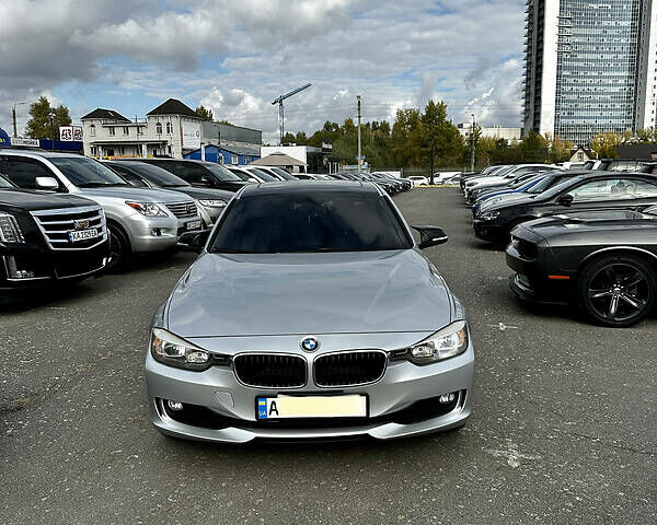 Сірий БМВ 328, об'ємом двигуна 2 л та пробігом 140 тис. км за 13000 $, фото 3 на Automoto.ua